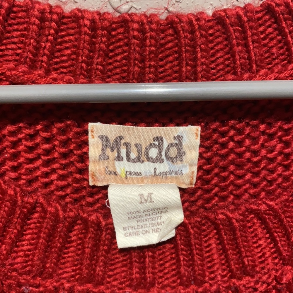Red sweater - Picture 5 of 6